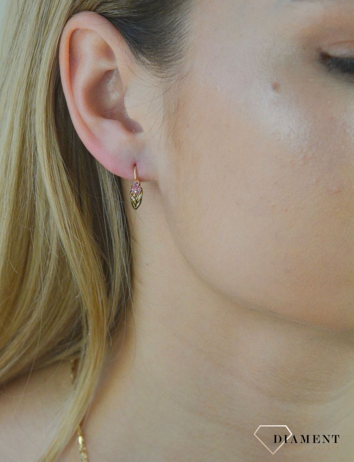 Złote kolczyki dla dziewczynki 585 'Różowy kwiat' KL 11342B.jpg